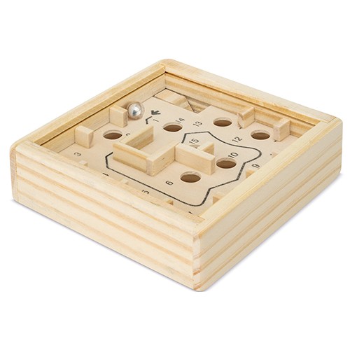 Maze-shaped game Katniss