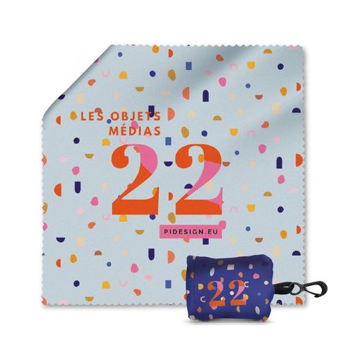 MICROFIBER CLEANING CLOTH WITH POUCH MICROFIBER CLEANING CLOTH WITH POUCH