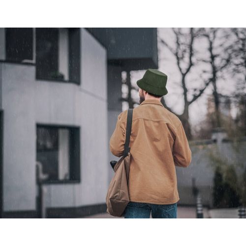 MASON. Panama in recycled polyester (100% rPET) for rainy days