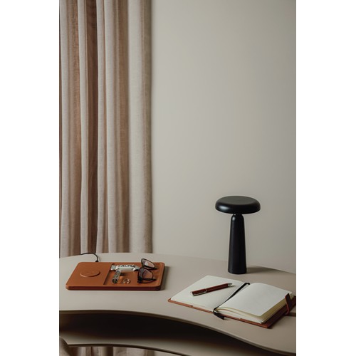VINGA Avery RCS table lamp VINGA Avery RCS table lamp