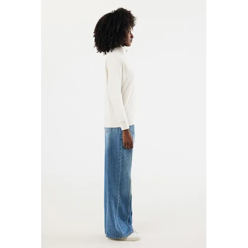 IQONIQ Elgon recycled cotton quarter zip sweater