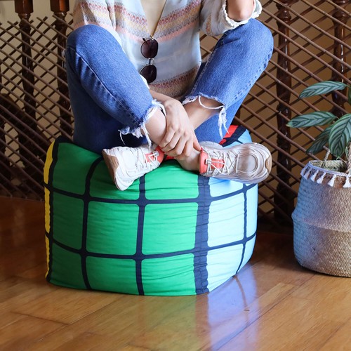 RPET PUFF WITH CUSTOMIZABLE FLAKE FILLING RPET PUFF WITH CUSTOMIZABLE FLAKE FILLING