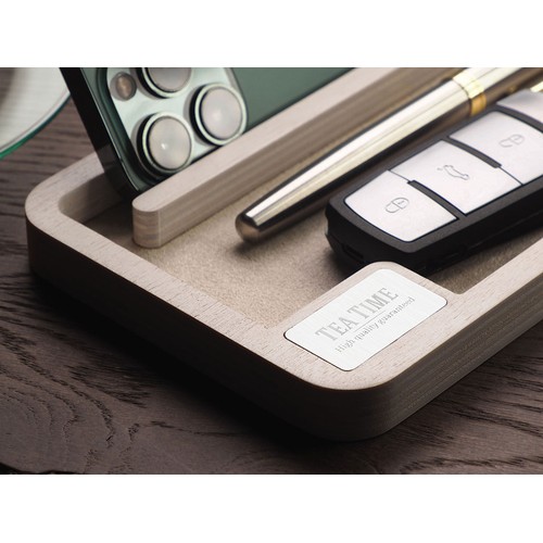 Drewniany organizer na biurko