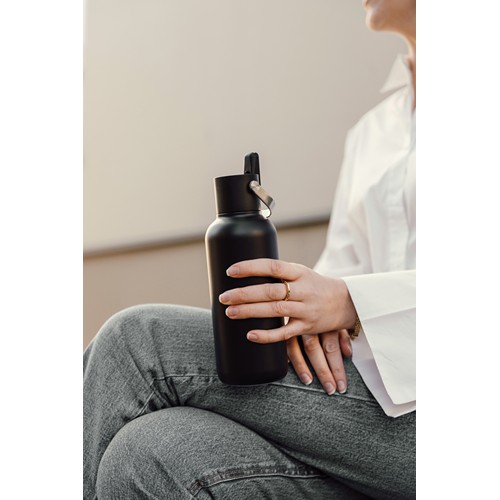 VINGA Bouteille Isotherme 600ml Cael en acier RCS VINGA Bouteille Isotherme 600ml Cael en acier RCS