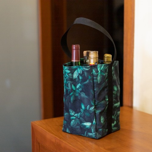 CUSTOMIZABLE RPET BAG FOR 4 BOTTLES