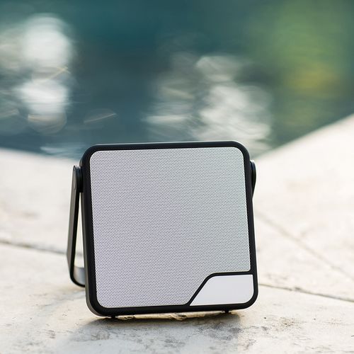 Dipster Speaker Dipster Speaker