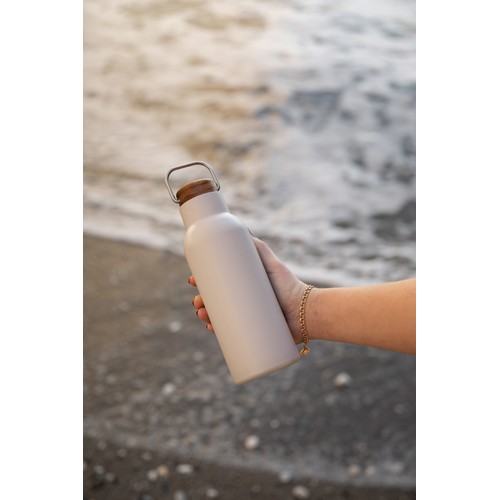VINGA Bouteille isotherme 580 ml en acier RCS Ciro