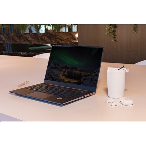 Bicchiere in PP riciclato GRS con tappo 300ml