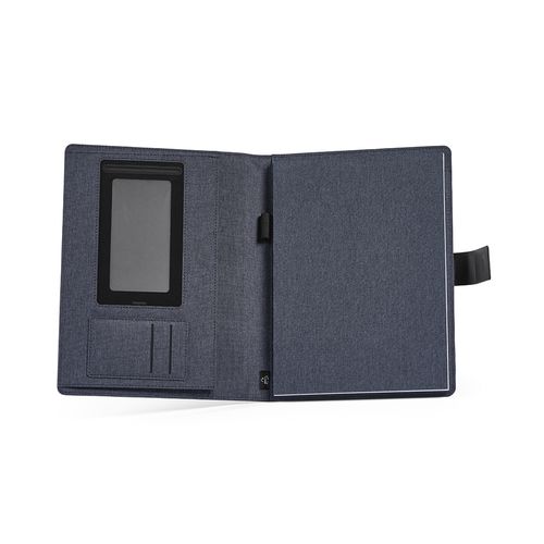 Cartella A4 Tolstoy in rPET. 64 fogli FSC e chiusura in rPU Cartella A4 Tolstoy in rPET. 64 fogli FSC e chiusura in rPU