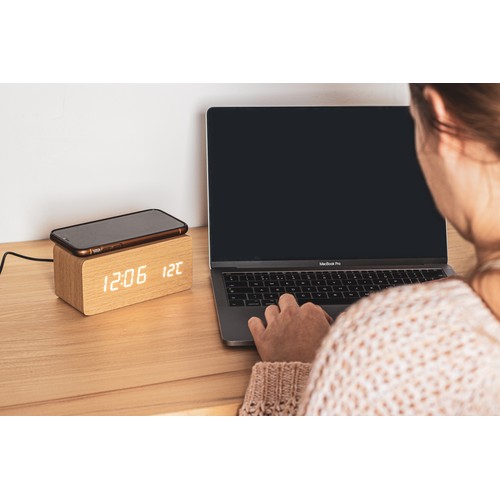 Horloge de bureau avec chargeur sans fil intégré