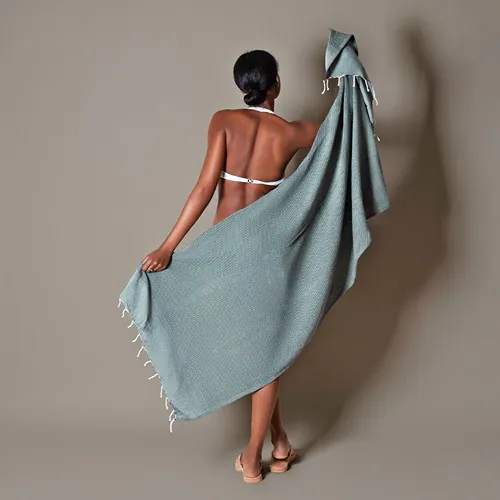 PAREO SAMANA PAREO SAMANA