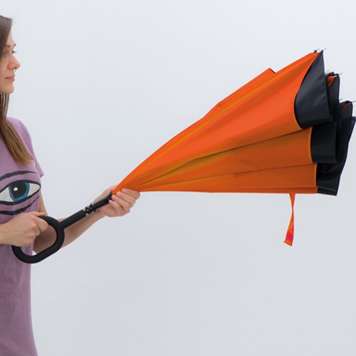 Reverse umbrella