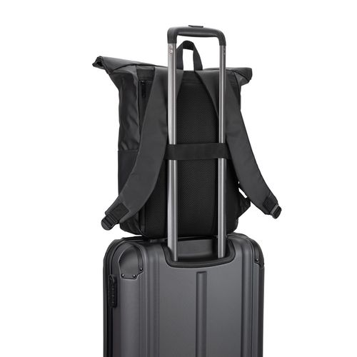 OSASCO BPACK. Sac à dos à roulettes avec système de fermeture à glissière permettant de rouler la partie supérieure pour l'adapter au volume du sac à dos, fabriqué en polyester recyclé 600D OSASCO BPACK. Sac à dos à roulettes avec système de fermeture à glissière permettant de rouler la partie supérieure pour l'adapter au volume du sac à dos, fabriqué en polyester recyclé 600D