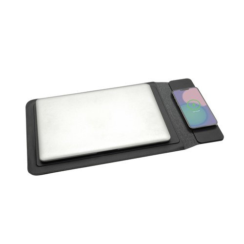 Swiss Peak 15W magnetic charging laptop sleeve 14-15,6"