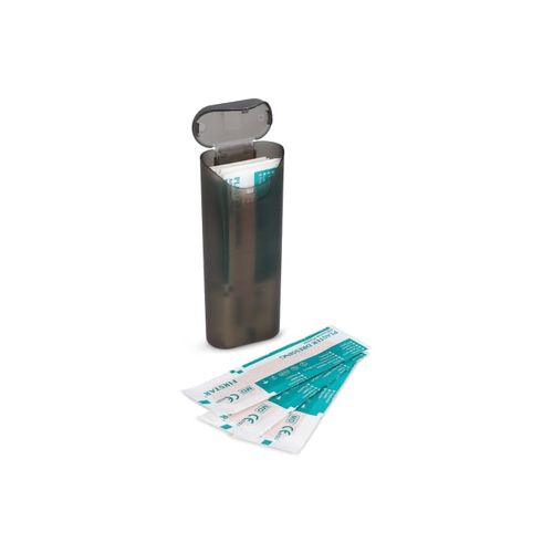 Plaster box with 10 PE plasters (70 × 18 mm) Plaster box with 10 PE plasters (70 × 18 mm)