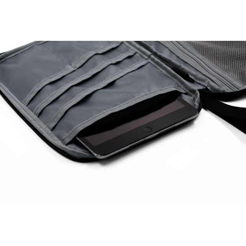 BrandCharger Rover travel wallet
