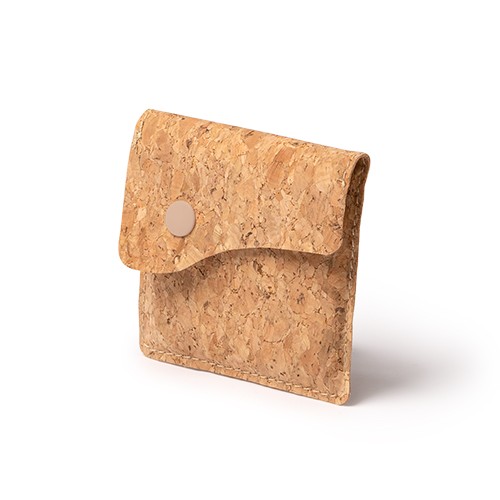 Ashtray with fireproof aluminum interior. Rosane