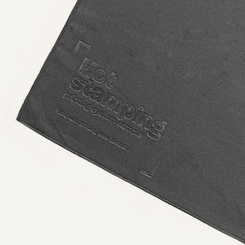 Cleaning cloths in hot stamping