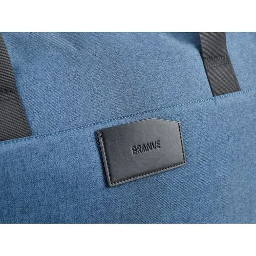 Motion Bag. Travel bag in cationic 600D and polypropylene