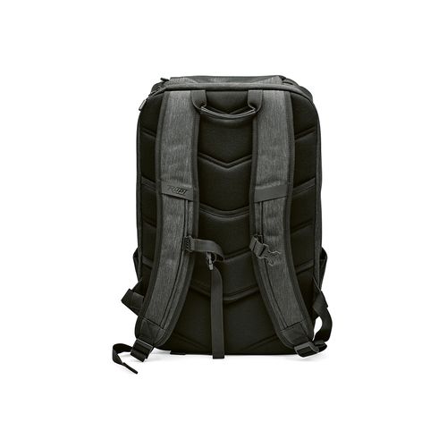 Zaino Paso 20L in rPET. Loops inferiori. Per laptop 17" Zaino Paso 20L in rPET. Loops inferiori. Per laptop 17"