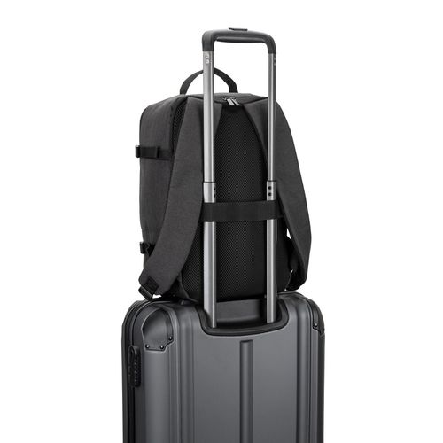 CIES. Backpack developed to fulfil the dimensions required by airlines in high-density 600D recycled polyester