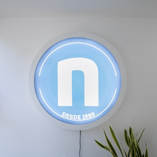 LIGHT BOX 100X100CM CUSTOMIZABLE