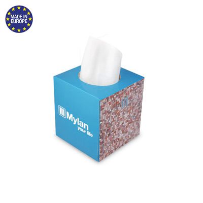 Cube box with 100 tissues