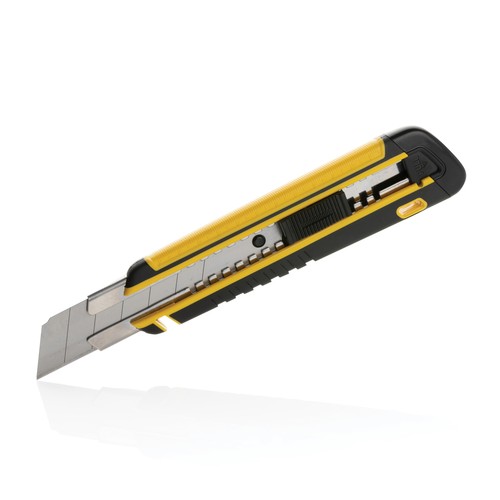 Refillable RCS rplastic heavy duty snap-off knife soft grip Refillable RCS rplastic heavy duty snap-off knife soft grip