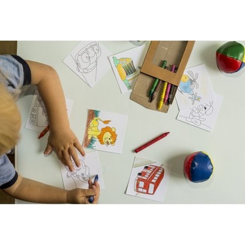 Colouring set, crayons | Hadley Colouring set, crayons | Hadley