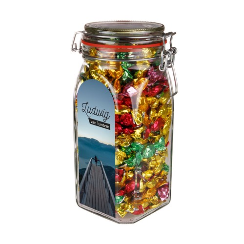 Big glass jar 1,5 liter, filled with candy Big glass jar 1,5 liter, filled with candy