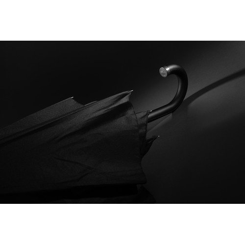 Swiss Peak Vero Aware™ RPET 25"-Regenschirm Swiss Peak Vero Aware™ RPET 25"-Regenschirm