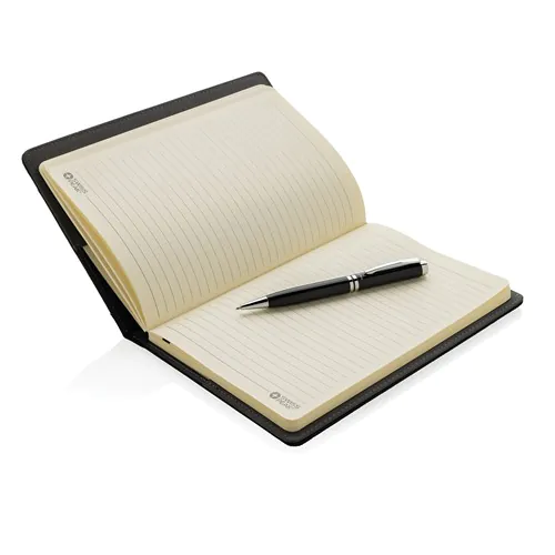 Refillable notebook and pen set Refillable notebook and pen set