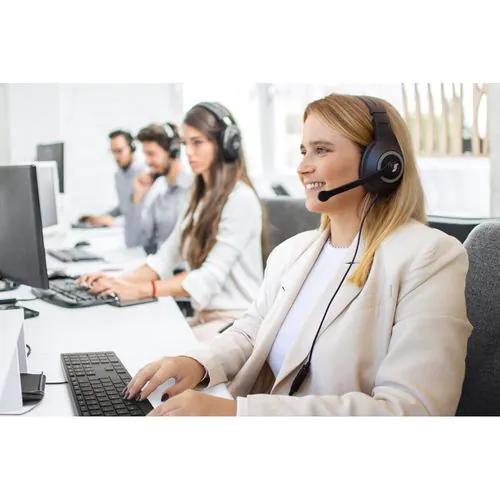 KILBY. Auriculares KILBY. Auriculares