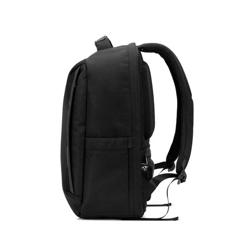 YANGON BPACK. Mochila antirrobo, en sarga con revestimiento hidrófugo y poliéster reciclado 600D, para portátil de 17.3" YANGON BPACK. Mochila antirrobo, en sarga con revestimiento hidrófugo y poliéster reciclado 600D, para portátil de 17.3"