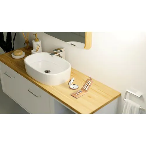 ZENA. Set de manucure en liège avec pièces en acier inoxydable ZENA. Set de manucure en liège avec pièces en acier inoxydable