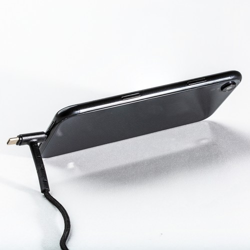 Cable de Charge avec Connexion 3 en 1 REEVES-CHESTER Cable de Charge avec Connexion 3 en 1 REEVES-CHESTER