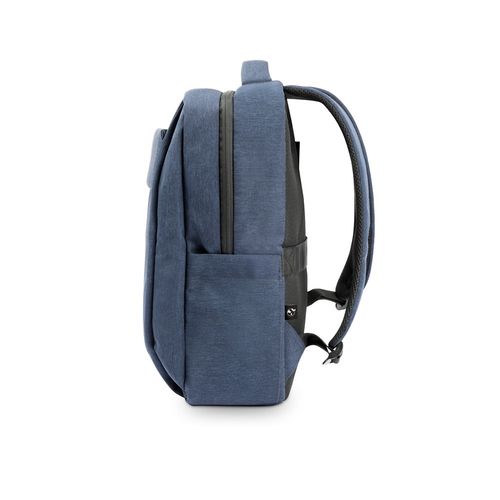 COVENTRY. Mochila para portátil totalmente acolchada en poliéster reciclado de alta densidad 300D y forro de poliéster reciclado 210D 15.6’ COVENTRY. Mochila para portátil totalmente acolchada en poliéster reciclado de alta densidad 300D y forro de poliéster reciclado 210D 15.6’