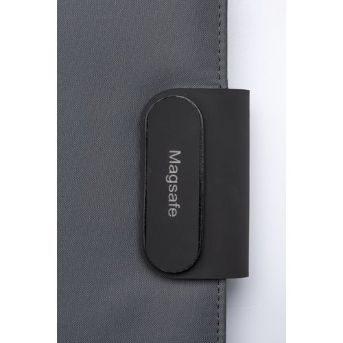 A5 organizer folder in R-PET with lock and magnetic closure that lights up A5 organizer folder in R-PET with lock and magnetic closure that lights up