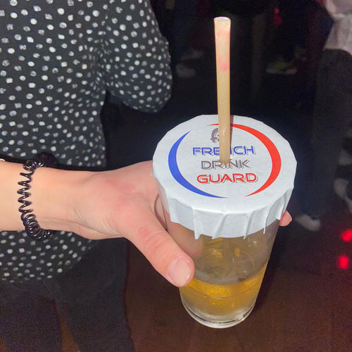 Couvercle anti-drogue FRENCH DRINK GUARD Couvercle anti-drogue FRENCH DRINK GUARD
