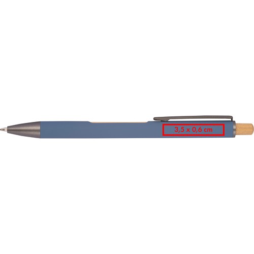Pen met bamboe venster