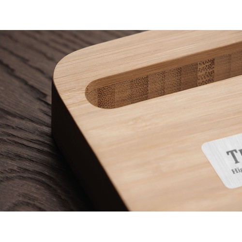 Drewniana podstawka pod telefon Drewniana podstawka pod telefon