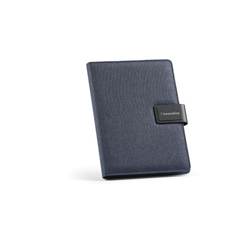 Cartella A5 Tolstoy in rPET. 64 fogli FSC e chiusura in rPU