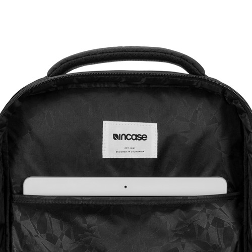 Incase ICON Slim Pack