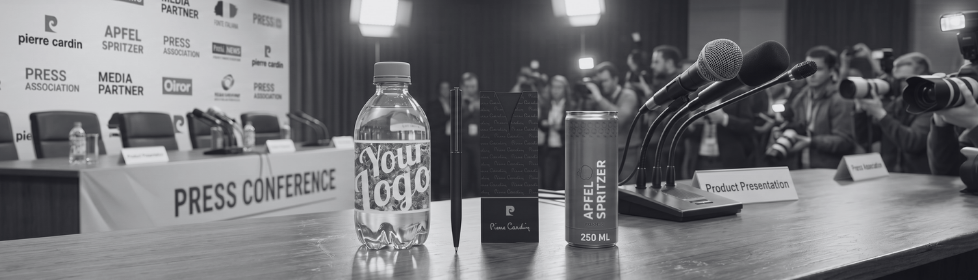 press-conference-branded-gifts-promotional-items press-conference-branded-gifts-promotional-items