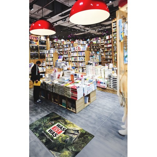 Tapis photoréaliste pour la présentation de produits & Point de vente Tapis photoréaliste pour la présentation de produits & Point de vente