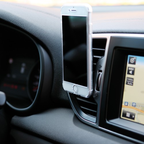 PORTA CELLULARE MAGNETICO IN PLASTICA, METALLO E GOMMA