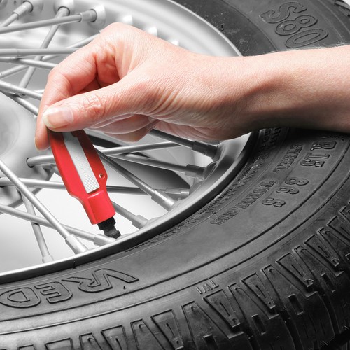 Contrôleur de pneu avec dévisse valve et scala Contrôleur de pneu avec dévisse valve et scala