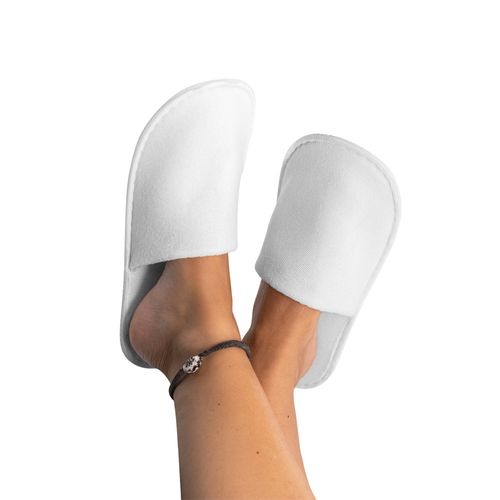 DANES. Unisex bedroom slippers in polyester DANES. Unisex bedroom slippers in polyester