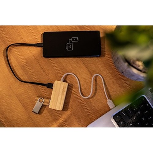 Bamboo USB and USB-C hub B'RIGHT | Kenzie