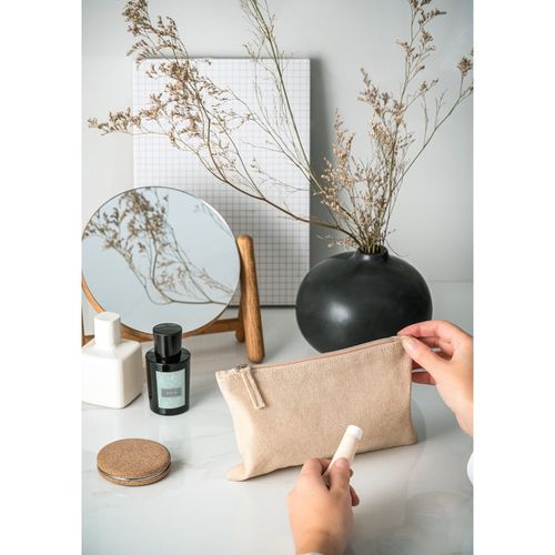 MILLIE. Multifunctionele met gerecycled katoen (70%) en polyester (30% rPET) (140 g/m²) MILLIE. Multifunctionele met gerecycled katoen (70%) en polyester (30% rPET) (140 g/m²)